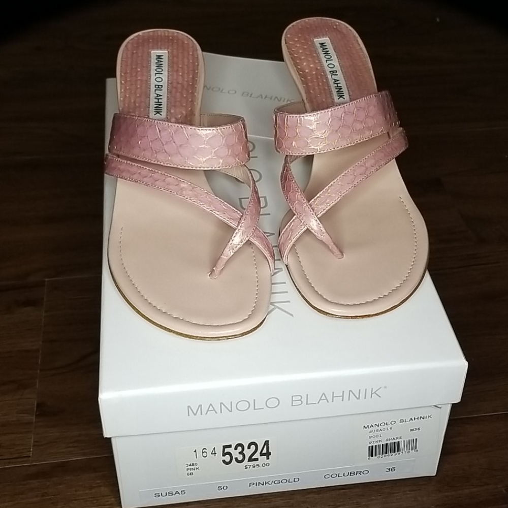 MANOLO BLAHNIK SHOES